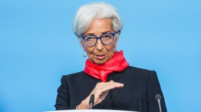 Лагард: Инфлацията може да се задържи по-дълго от очакваното, но ще се забави