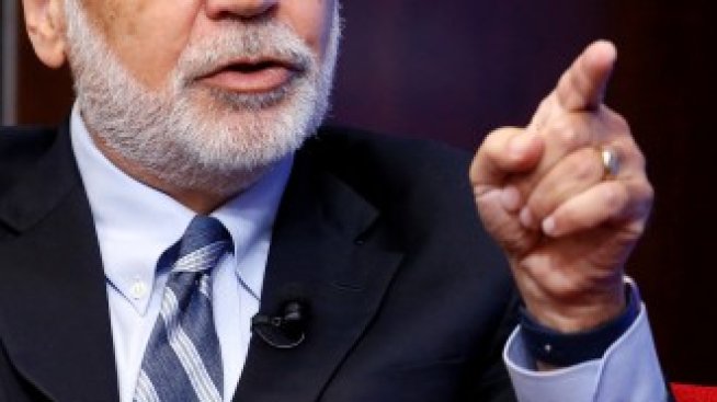 Бен Бернанке: Отрицателните лихви трябва да останат на масата