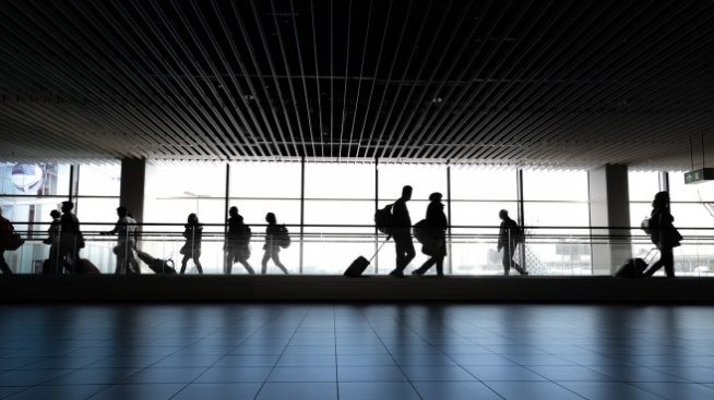 Министерството на туризма заличава още 35 туроператора от регистъра