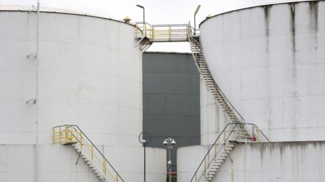 Възможността от успешна ядрена сделка с Иран охлади петролния пазар*