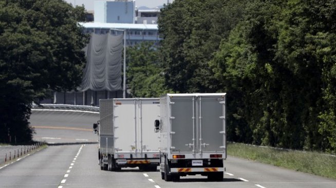 Waymo си партнира с логистична компания при тестване на автономни камиони