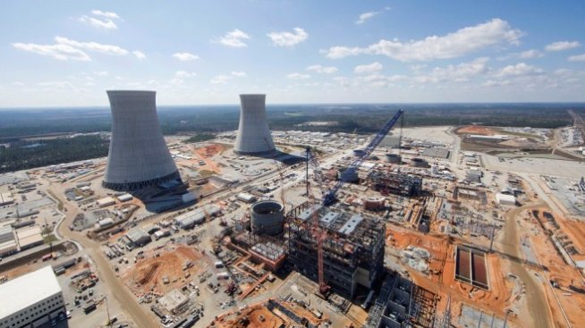 Започва строителството на четири нови ядрени блока в Китай
