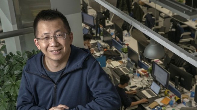 Основателят на компанията зад TikTok се оттегля от управлението