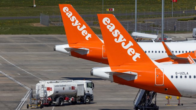 Акциите на easyJet скачат с 10% след принципно съгласие за придобиването от Castlelake