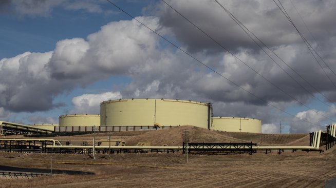 Петролът поскъпва плахо след обещаната подкрепа за потреблението от Китай