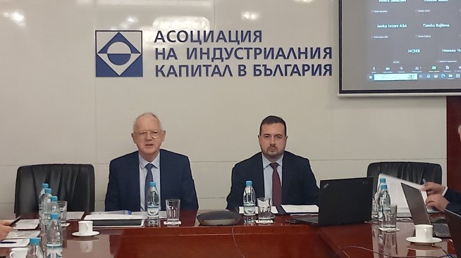 Николай Павлов: Работим върху ключови приоритети като еврозоната, ОИСР и Шенген