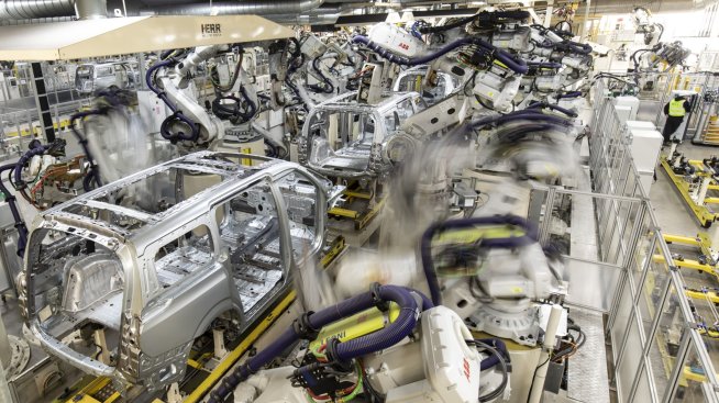 Китайската електромобилна марка Zeekr обмисля листване в САЩ през февруари