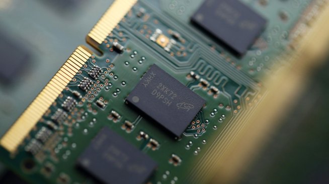Micron ще съкрати 10% от служителите си заради пониженото търсене на чипове