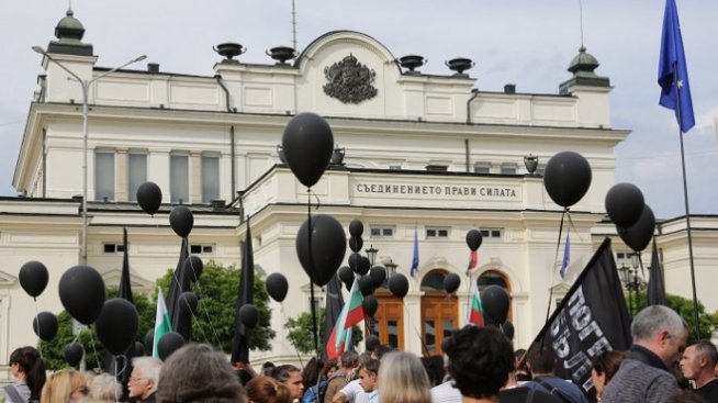 До понеделник социалното министерство чака становища по Закона за хората с увреждания
