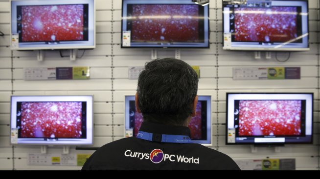 Продажбите на компютри се сриват с близо 20% 