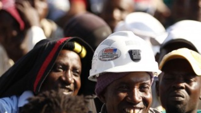 Стачките в Южна Африка клатят кредитния рейтинг на страната