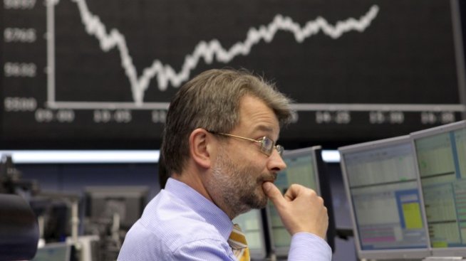 Войната в Украйна оцвети европейските борси в червено