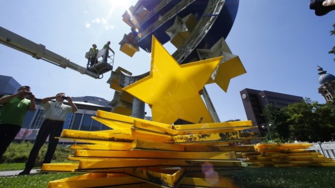 Рен: Може да отпадне нужда от дългосрочни насоки от ЕЦБ по паричната политика