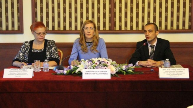 Николина Ангелкова: На второ място сме след Исландия по запаси от минерални води