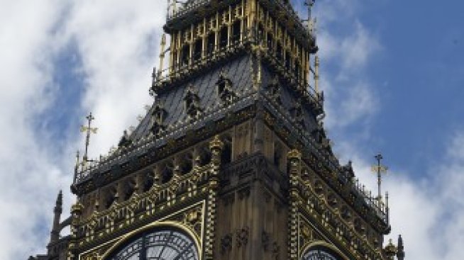 Младите британци спестяват трудно и е малко вероятно да притежават жилище