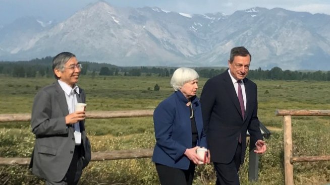 Водещите централни банки по света се готвят за смяна на караула