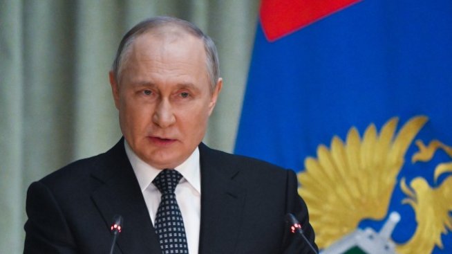 Вулгарният поздрав на Путин за 9 май