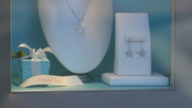 Tiffany не оправда прогнозата за печалба и понижи годишната прогноза