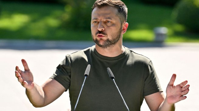 Зеленски: ЕС не трябва да е "супермаркет" за богатите руснаци