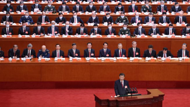 Си Дзинпин - вечният император на Китай очаква третия си мандат