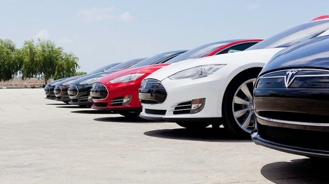 Tesla планира да построи огромен завод в Китай