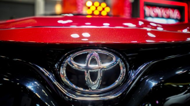 Toyota изкупува обратно акции за 1,8 млрд. долара след 14% ръст на печалбата