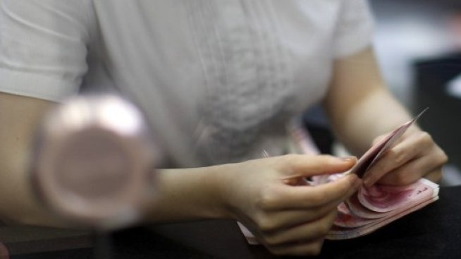 Минимална заплата от 460 лв. е заложена в средносрочната бюджетна прогноза