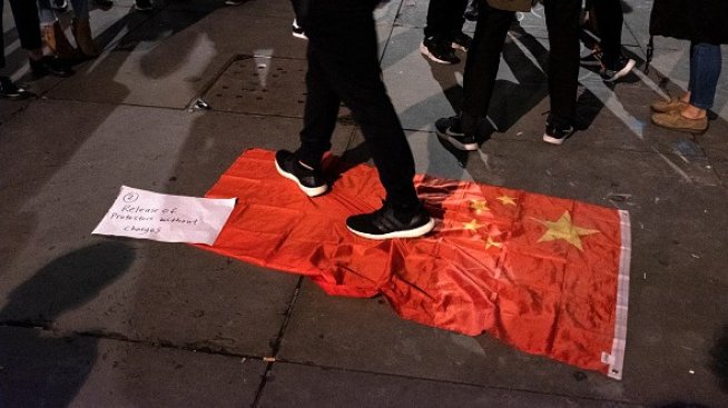 Обвиненията между САЩ и Китай относно коронавируса няма да доведат до нищо добро