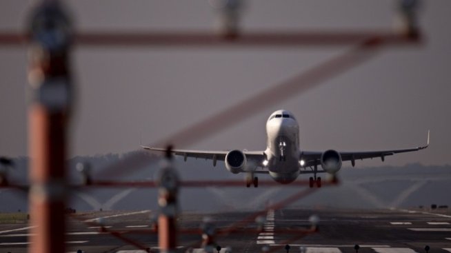 American Airlines изключва възможността за фалит 