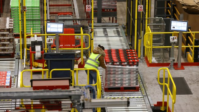 Свиването на частния сектор в еврозоната намалява заради услугите