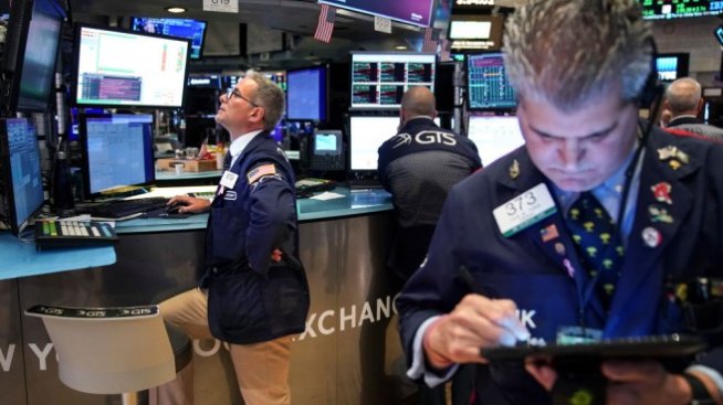 S&P 500 отчете най-големия си еднодневен спад от два месеца насам