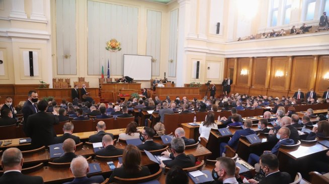 "Продължаваме промяната" и "Демократична България" ще се явят заедно на изборите през април