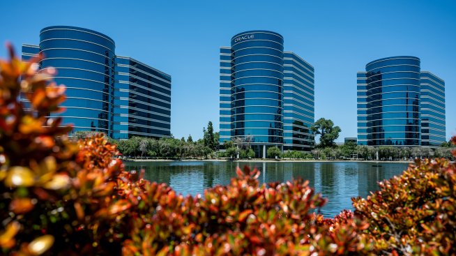 Oracle повиши прогнозата за годишните си приходи заради силното търсене на облачни услуги