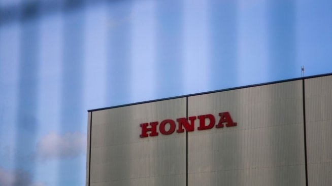 Honda съкращава производството в Япония по пътя към електрификацията