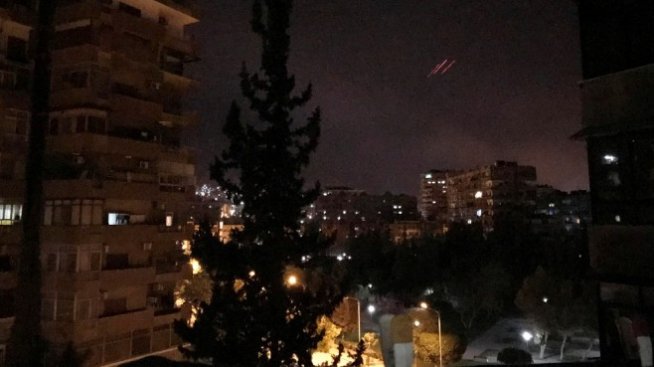 Започнаха въздушни удари срещу Сирия