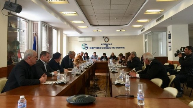 Петима са номинирани за нови членове на КЕВР