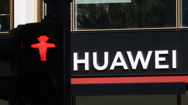 САЩ обмислят санкции срещу компании за чипове, с които Huawei потенциално работи