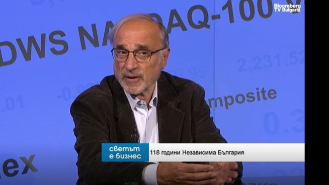 Как популизмът и слабата историческа памет правят обществото уязвимо