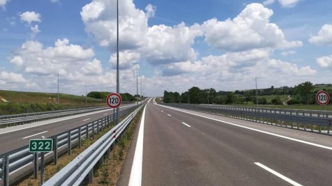 Участъкът от магистрала "Хемус" Белокопитово-Буховци е пуснат за движение