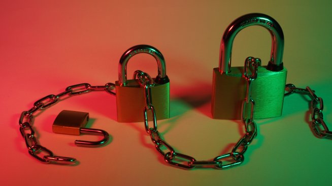 Русия забрани достъпа до сайтовете на ЦРУ и ФБР