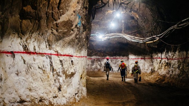 Една от най-големите златодобивни компании в света увеличава с 20% производството 