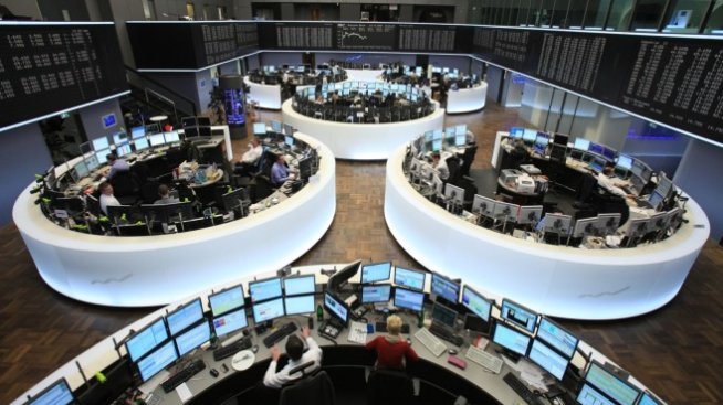Европейските борси записаха леки повишения в последната сесия за седмицата