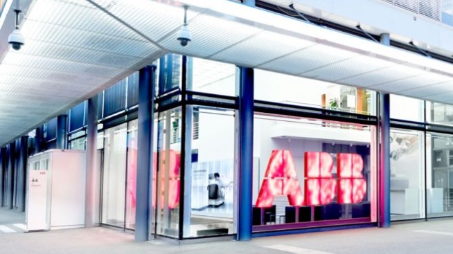 АВВ приключи продажбата на „Енергийни мрежи“ на Hitachi