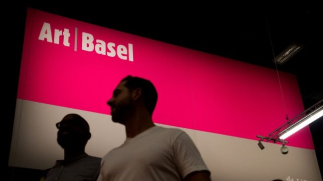 Art Basel си търси съсобственик 