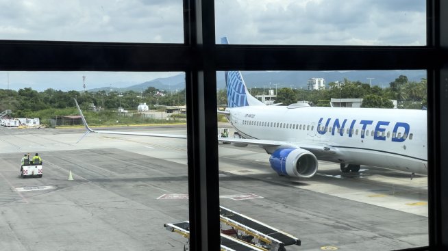 United Airlines иска да започне полети с електрически самолети до 2030 г.