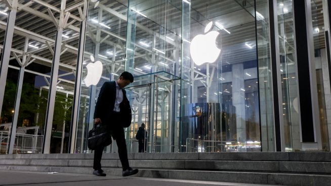 Британски съд даде ход на иск за 3 млрд. лири срещу Apple