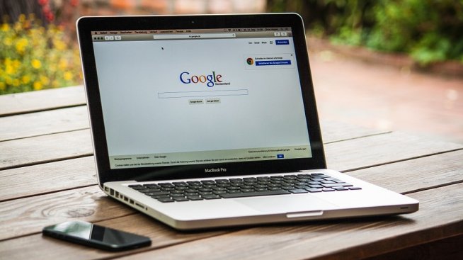 Защитна група подаде жалба срещу рекламните имейли от Google