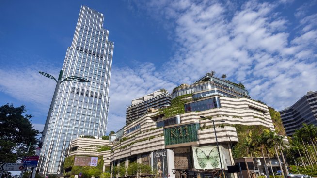 Ходовете на две от най-големите строителни компании разтърсват имотния пазар в Китай