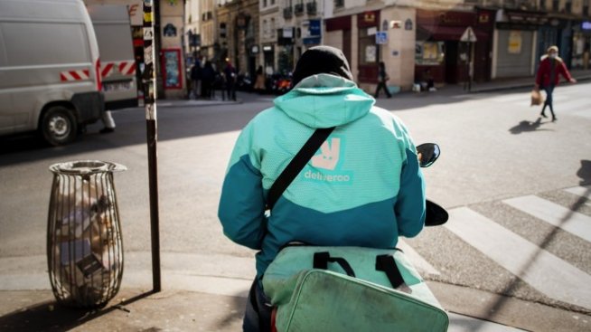 Подкрепяната от Amazon Deliveroo се стреми към IPO за 1 млрд. паунда