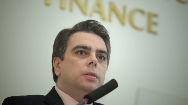 Асен Василев: Акции като с олиото се подготвят и с брашното и със захарта